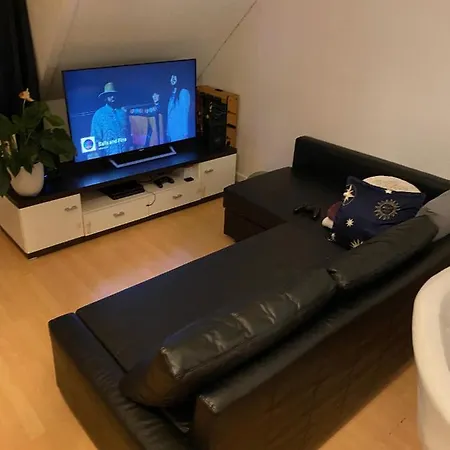 Private In Shared - 2er Wg Homestay